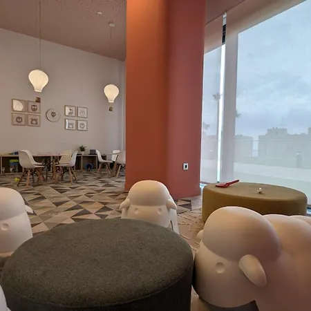 Sunset Cliffs Horizon アパート ベニドルム